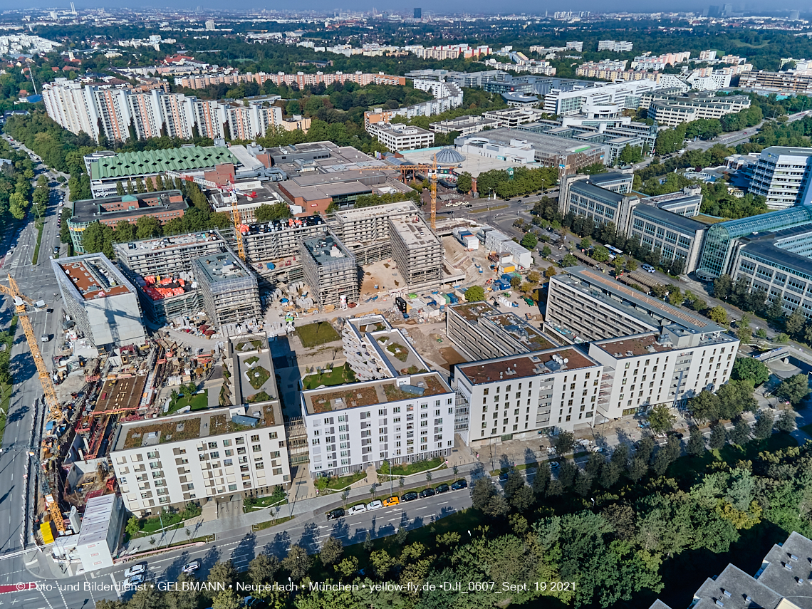 19.09.2021 - Perlach Plaza und Umgebung in Neuperlach 